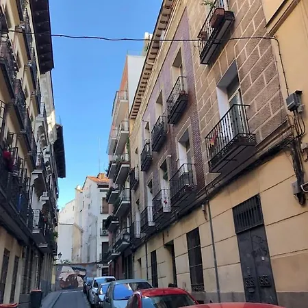 San Isidro Labrador, Apartamento En Las Vistillas Junto A Metro Puerta De Toledo Madrid Exterior photo