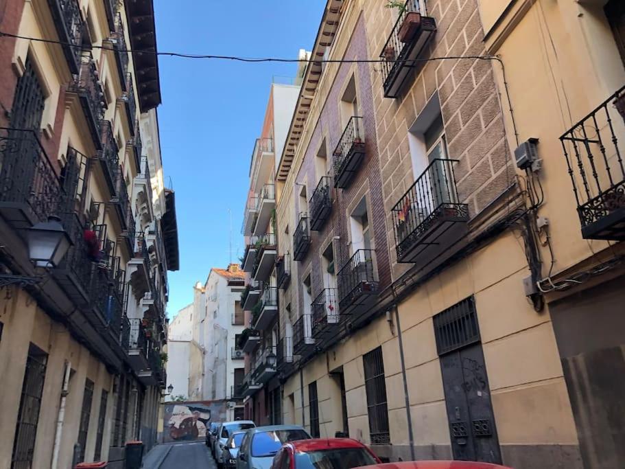 San Isidro Labrador, En Vistillas Junto A Metro Puerta De Toledo Appartement